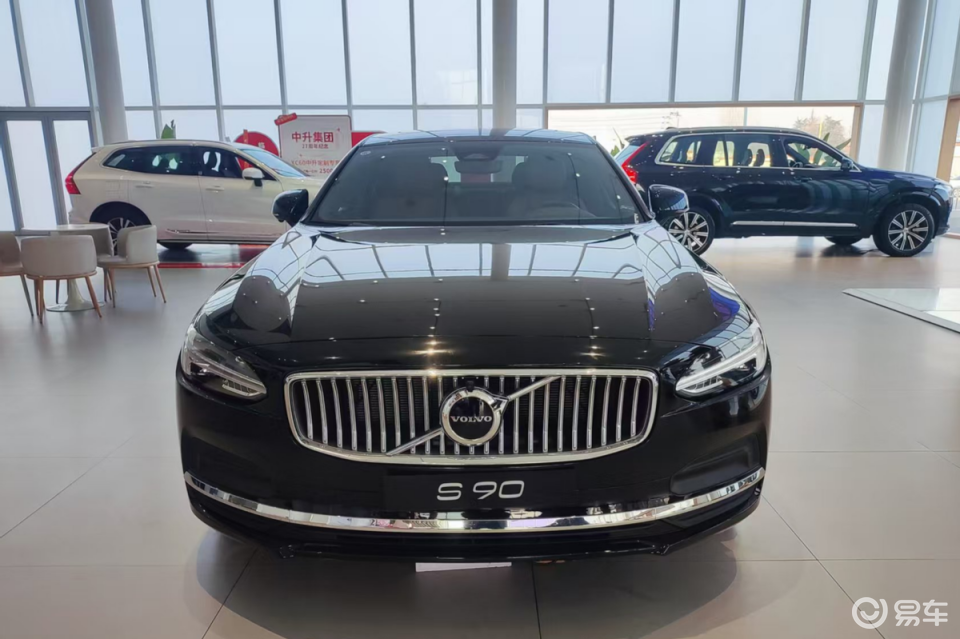 实拍沃尔沃S90，2.0T+8AT，比奥迪A6L更好选择