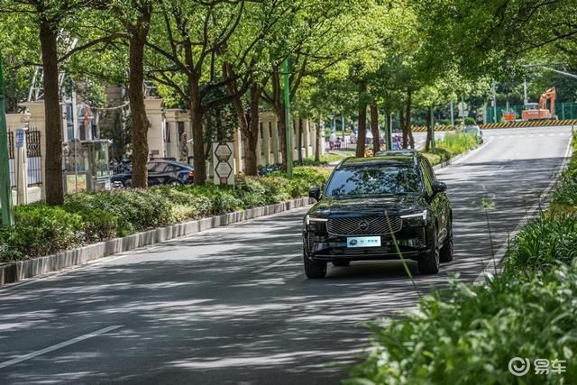 沃尔沃全新XC90与奥迪Q7:2025年的豪华SUV对决