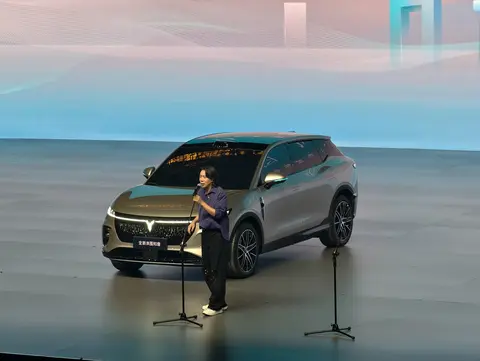 搭载华为全家桶 全新岚图知音内饰曝光