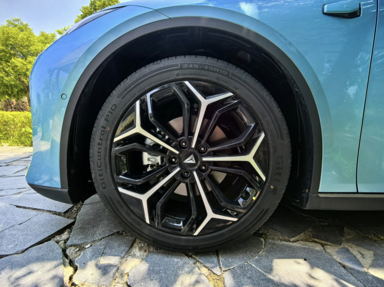 全系标配华为乾崑智驾!试驾26款深蓝L07,智能再加码