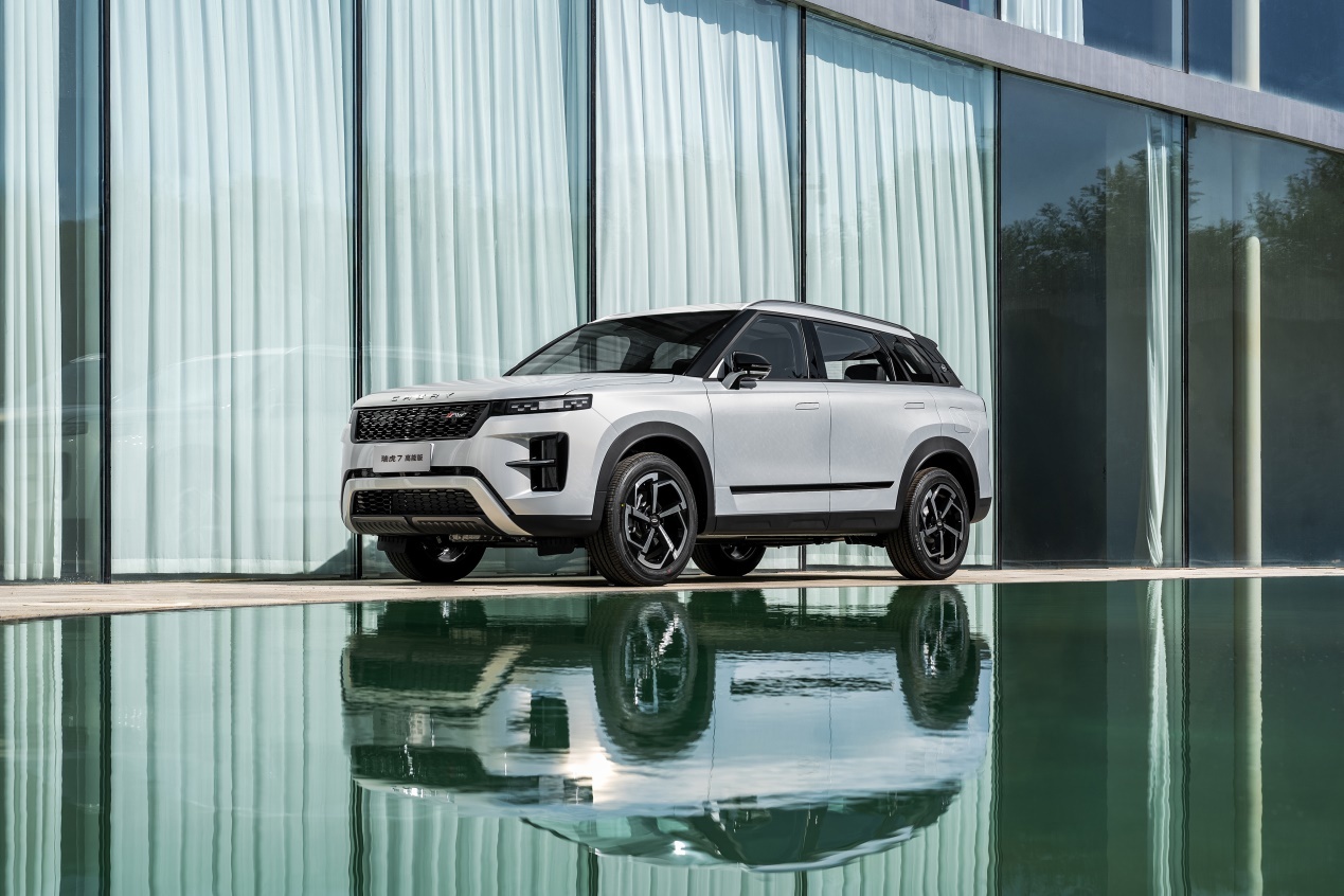 10万元紧凑SUV开回家 瑞虎7高能版与博越如何选