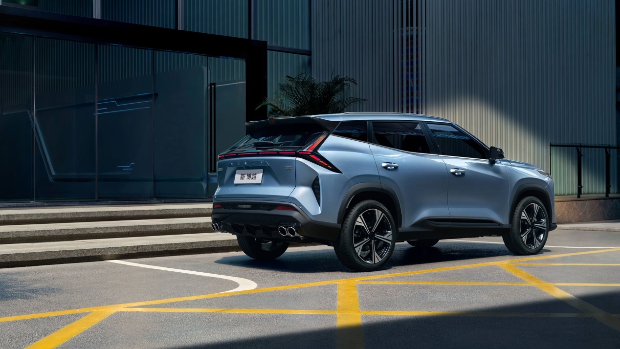 10万元紧凑SUV开回家 瑞虎7高能版与博越如何选