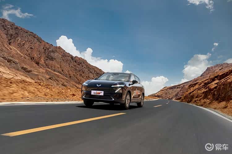 置换补贴价8.98万元起!五菱星光S 2025款正式上市