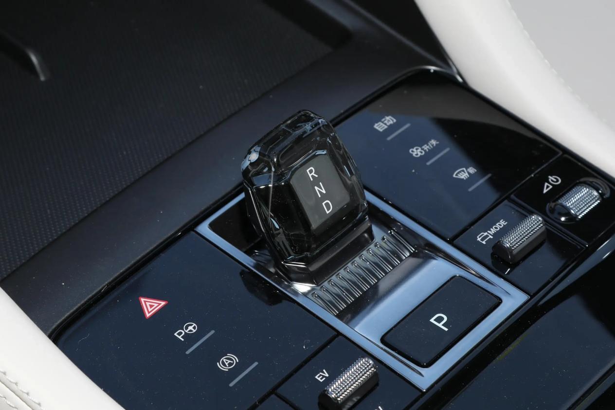 插混大5座SUV,长安启源Q07和宋PLUS,谁更香?