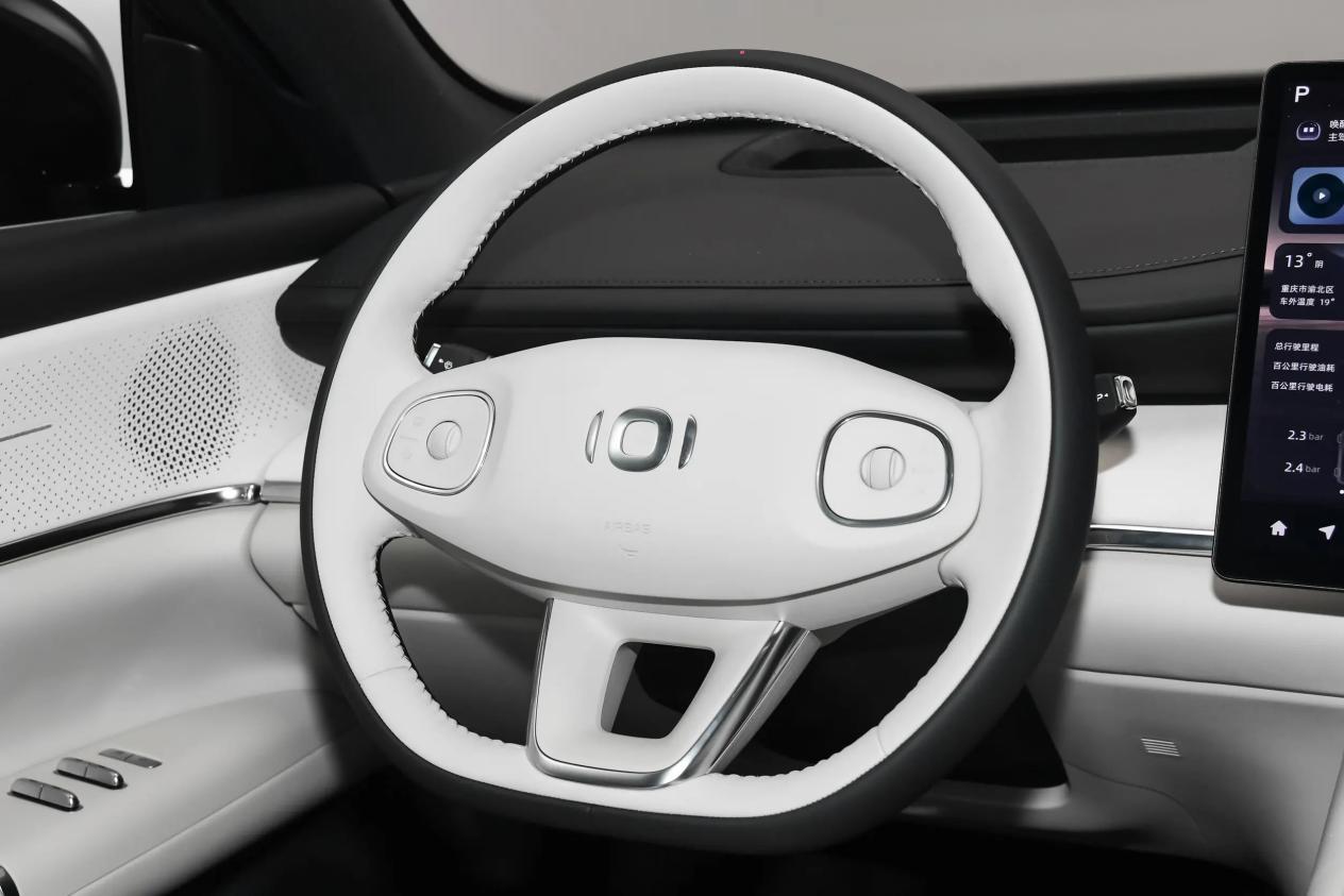 插混大5座SUV,长安启源Q07和宋PLUS,谁更香?