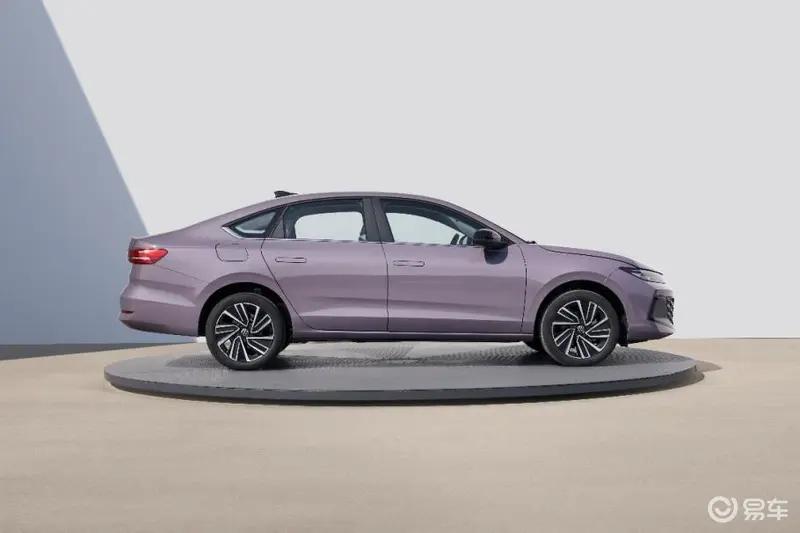 上汽大众朗逸Pro将于11月上市 最新家族设计语言