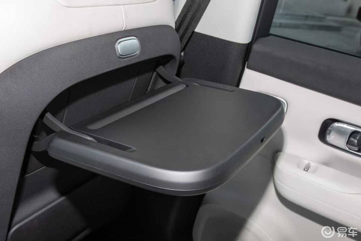 十四万出头,大六座SUV怎么选?看零跑C16十月购车权益