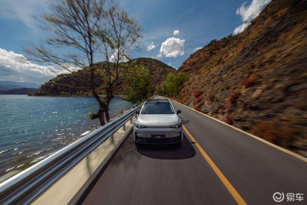 十四万出头,大六座SUV怎么选?看零跑C16十月购车权益