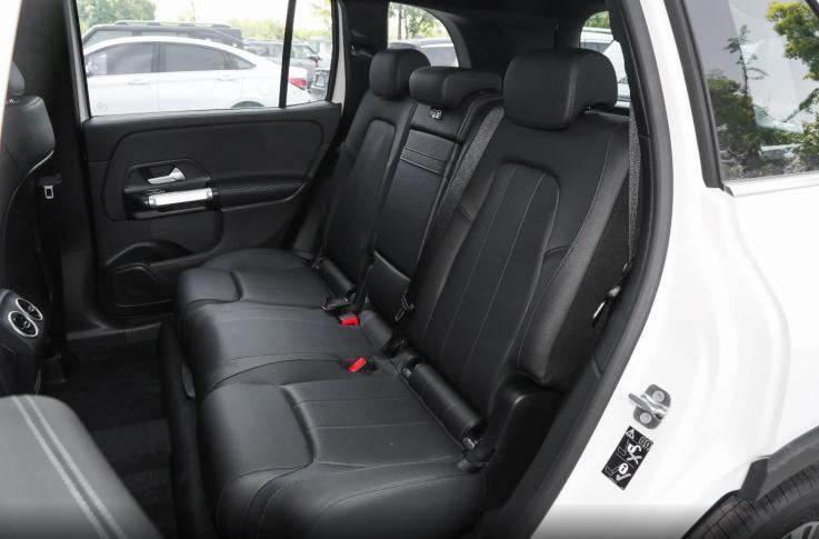 不到30万能落地奔驰大七座SUV?奔驰GLB选买手册