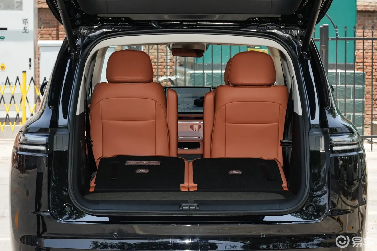 大SUV卖15万多,还配6座,交付破10万台,值得买吗?